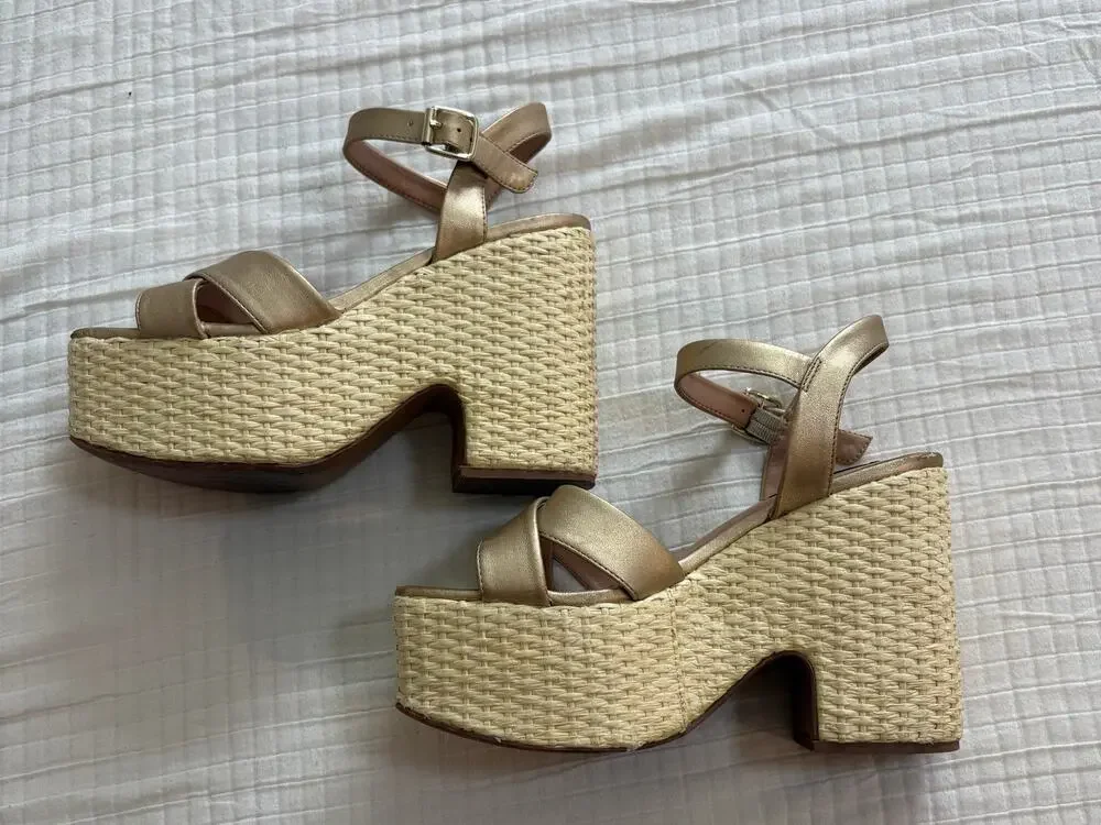 Steven women Rattan Platform Wedge Gold Strapy Sandal Size 7